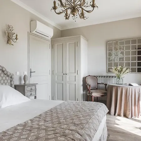 Hotel La Magnaneraie Villeneuve-lès-Avignon