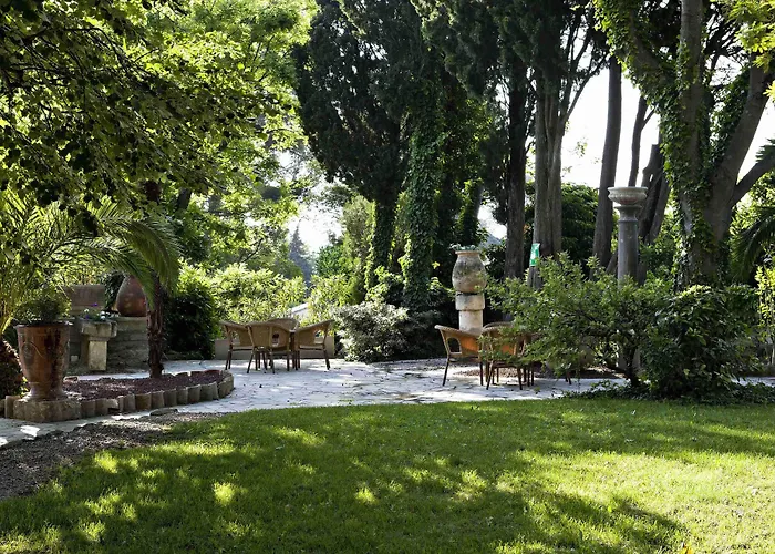 Najeti La Magnaneraie 4* Villeneuve-lès-Avignon